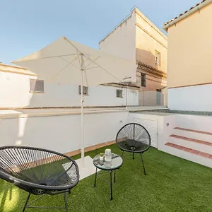 Ohliving Justino , Seville Spain